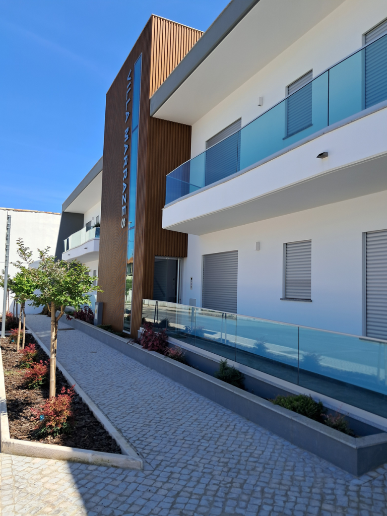 Exterior 1