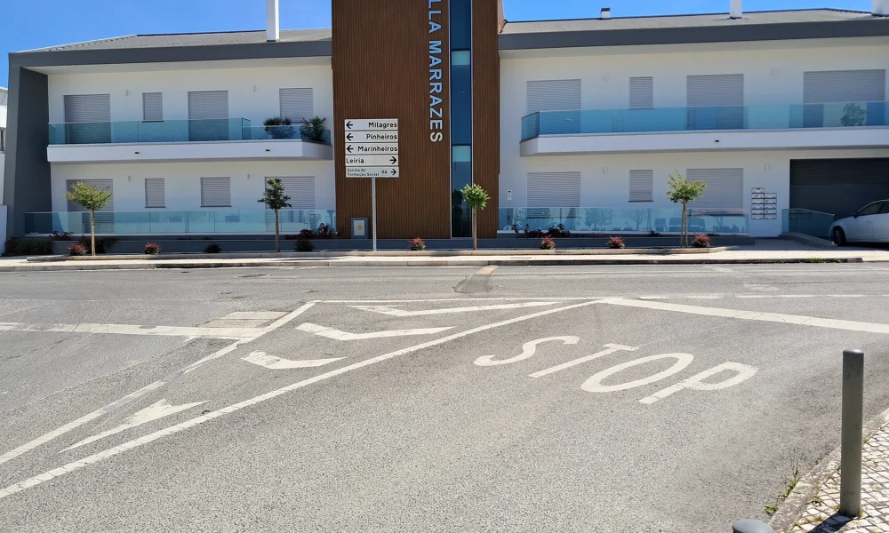 Exterior 3